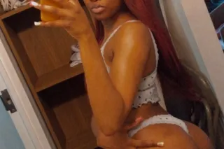 sexy petite im what you been looking for 🫦Mouth Magic👅 - Image 5