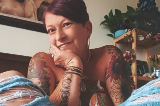 older but fun and respectful - Image 9