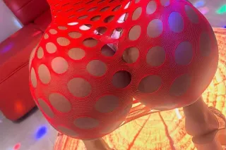 morena caliente - Image 2