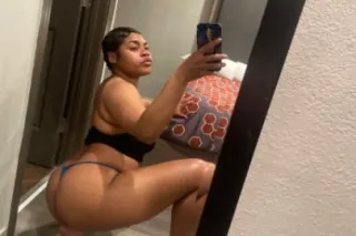 🌬OUTCALLS (carplay or house visit ) 🚗🥂join me for WINTER FUNN SPECIALS ‼🥶❄The Excitement Is Right Here Baby 💦🥜Available Now ❣💚NO GAMES - Image 3